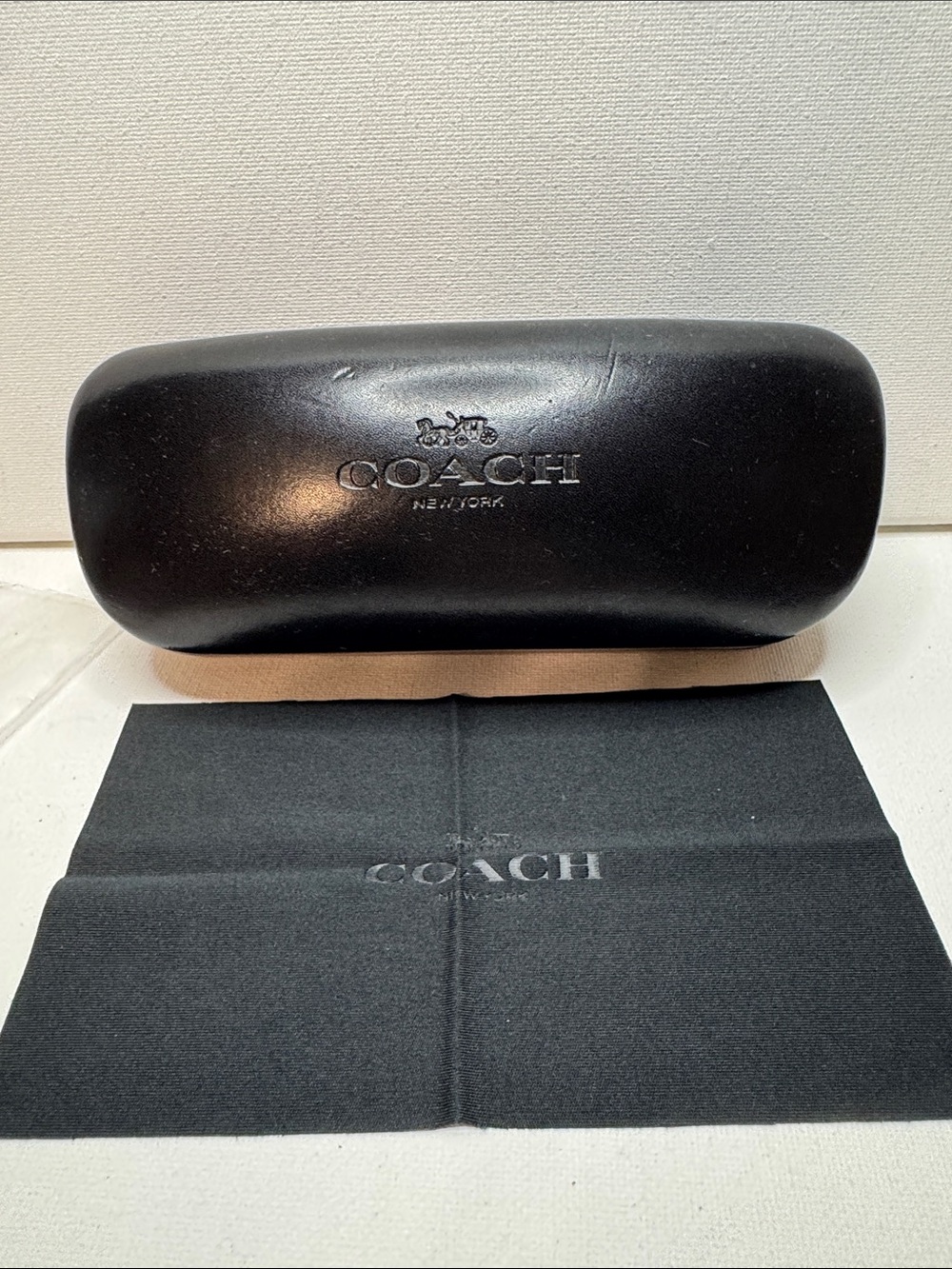 COACH Black Sunglasses Eyeglasses Hard Case Clamshell Logo & Dust Cloth #6